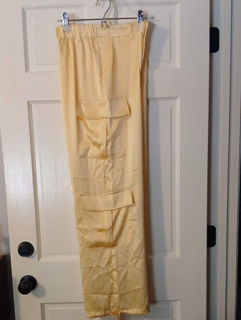 Forever 21 Yellow Cargo Lounge Pants in  Yellow -Elastic Waist,With Button & Zip